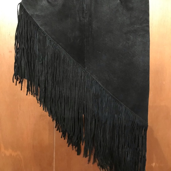 Leather fringe skirt - Picture 3 of 4